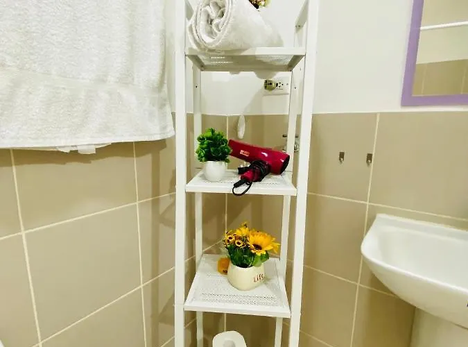 Luxury Two Bedroom With Balcony In South Of Pinas Apartment *