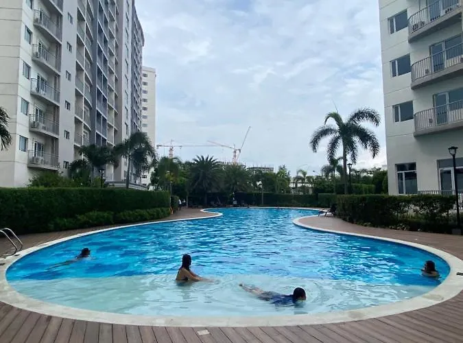 Luxury Two Bedroom With Balcony In South Of Pinas *